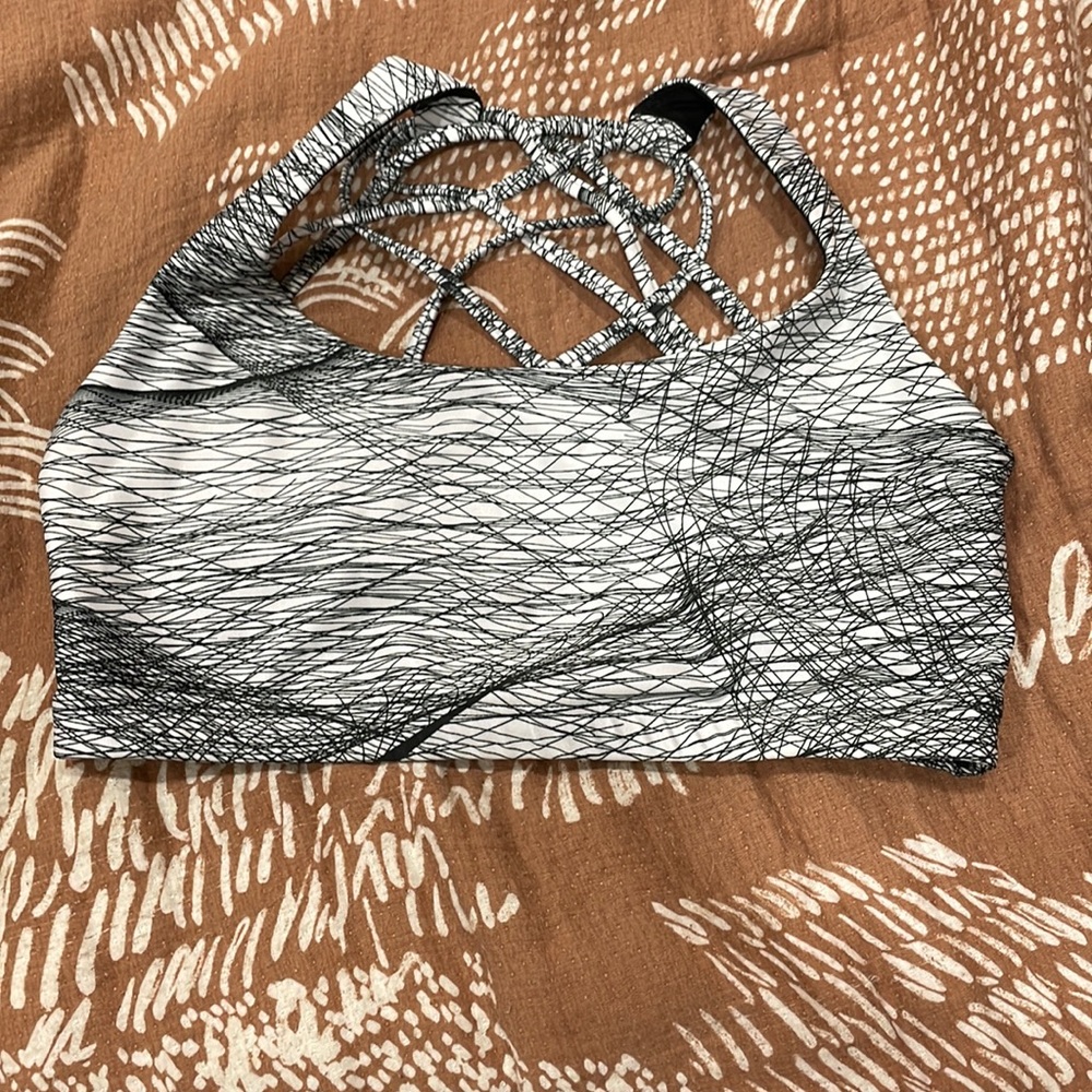 Onzie White and Black Strappy Sports Bra